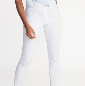 Old Navy Rockstar Jeggings NWT!!!!